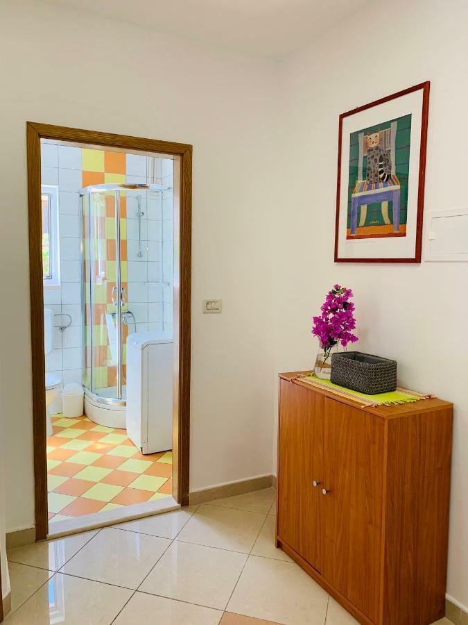 Apartment Ivica Trogir Exteriör bild